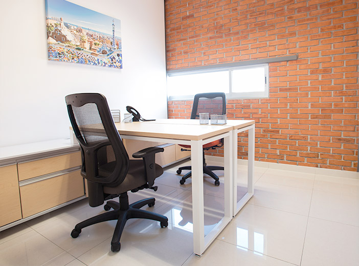 Renta de oficinas privadas en Mileinio III, Querétaro